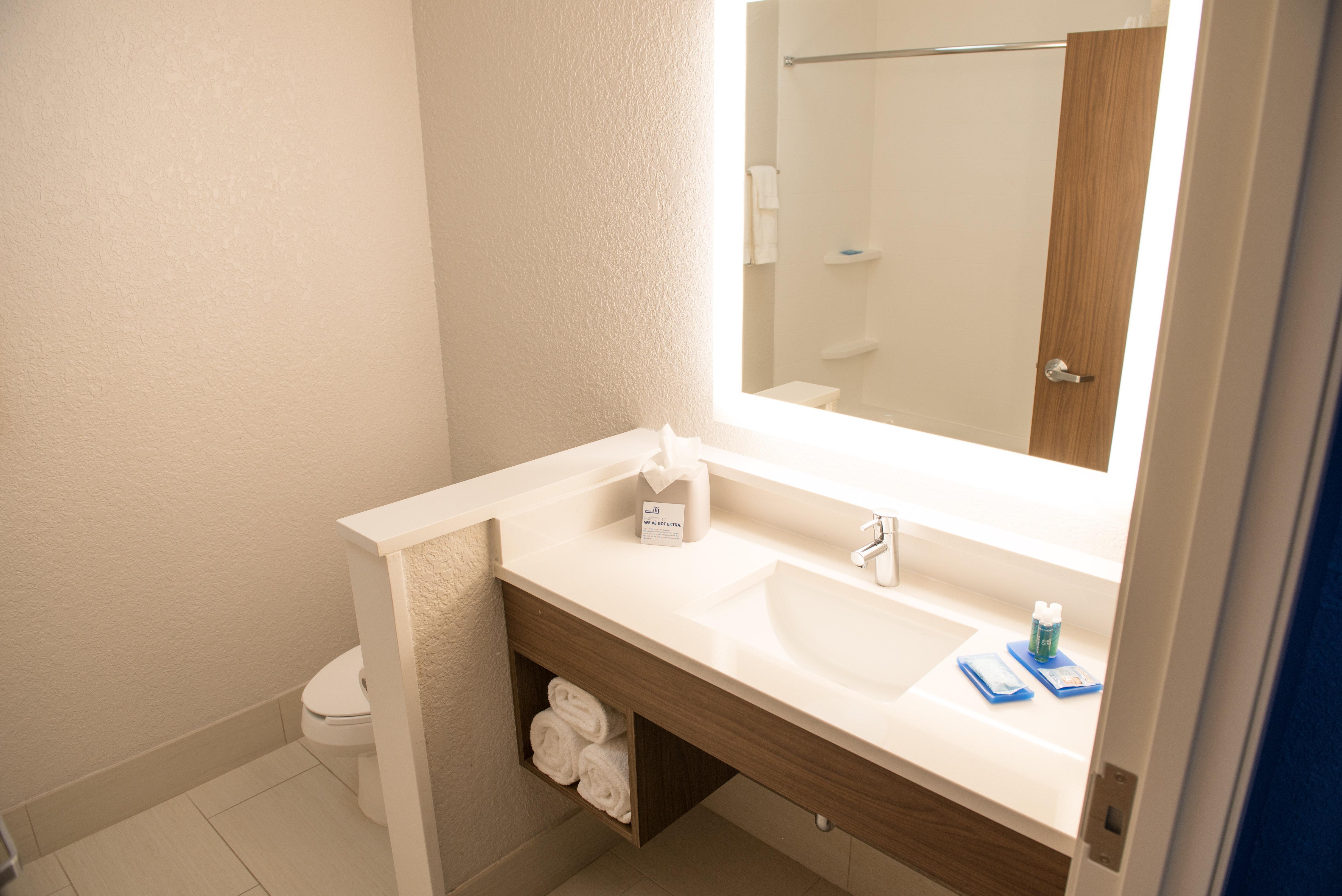 Holiday Inn Express & Suites - Fort Wayne North By Ihg Sunnybrook Acres Extérieur photo