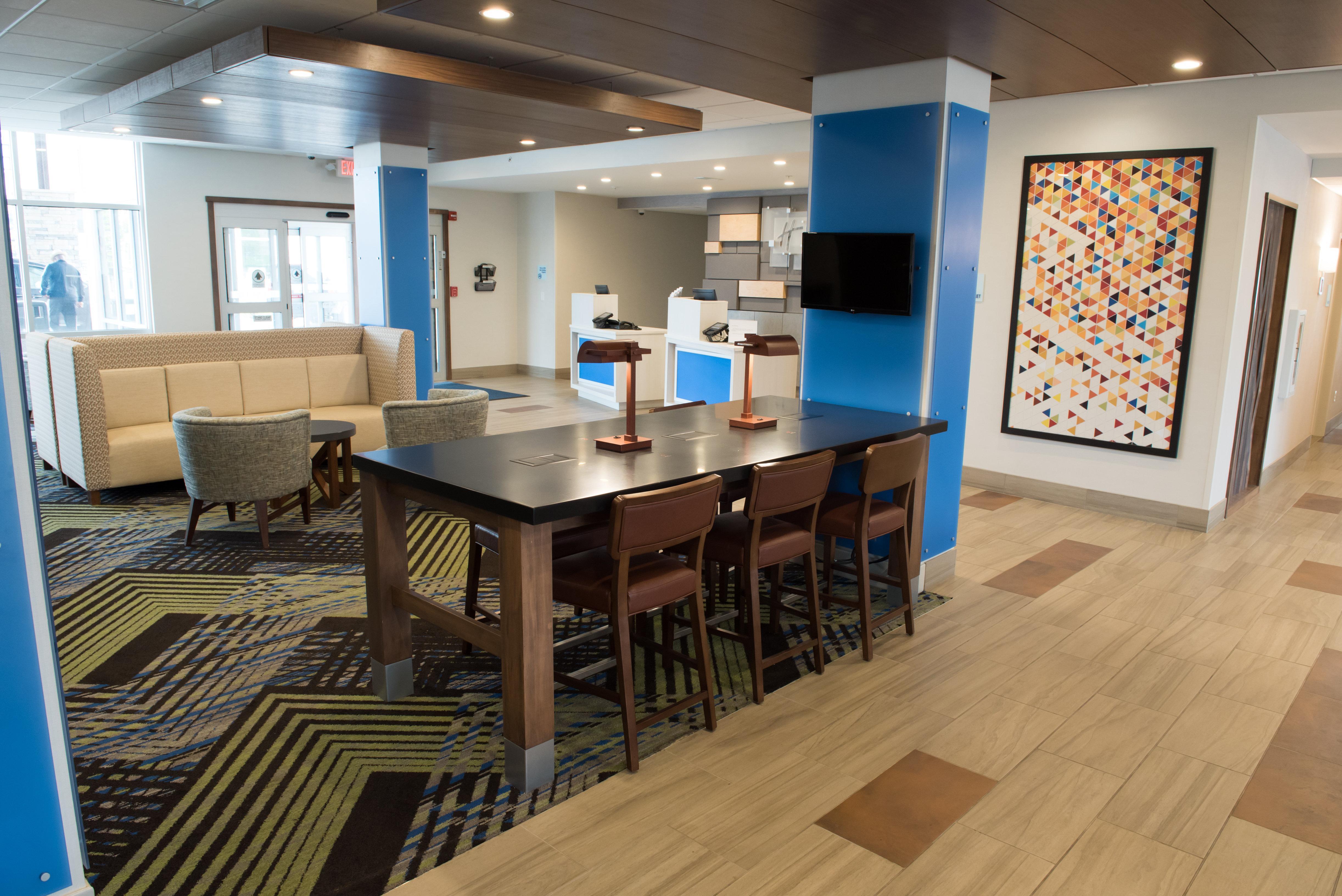 Holiday Inn Express & Suites - Fort Wayne North By Ihg Sunnybrook Acres Extérieur photo