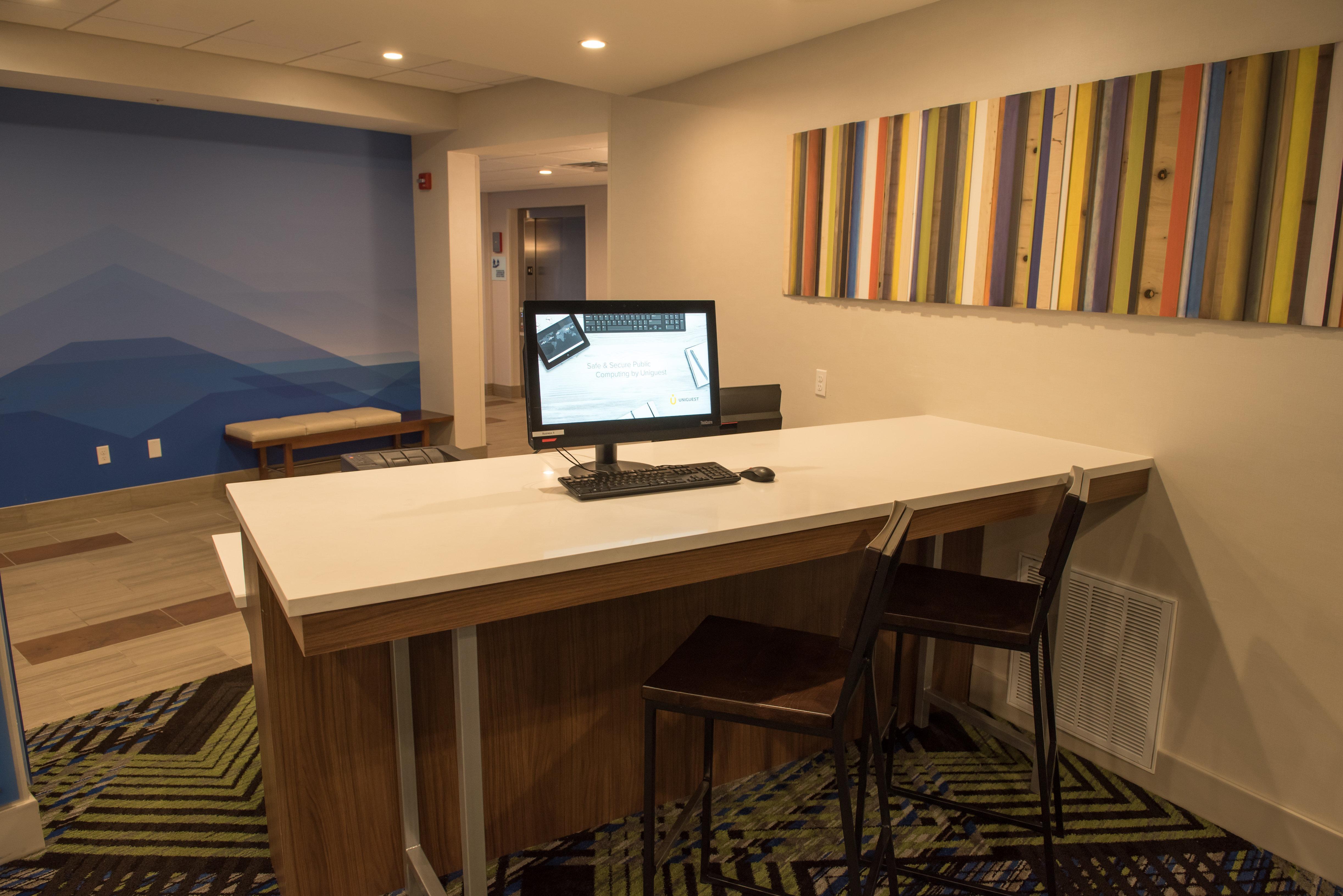 Holiday Inn Express & Suites - Fort Wayne North By Ihg Sunnybrook Acres Extérieur photo